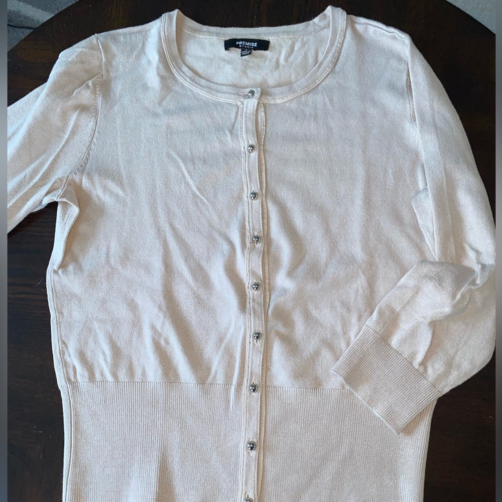 Cardigan - Picture 3 of 5
